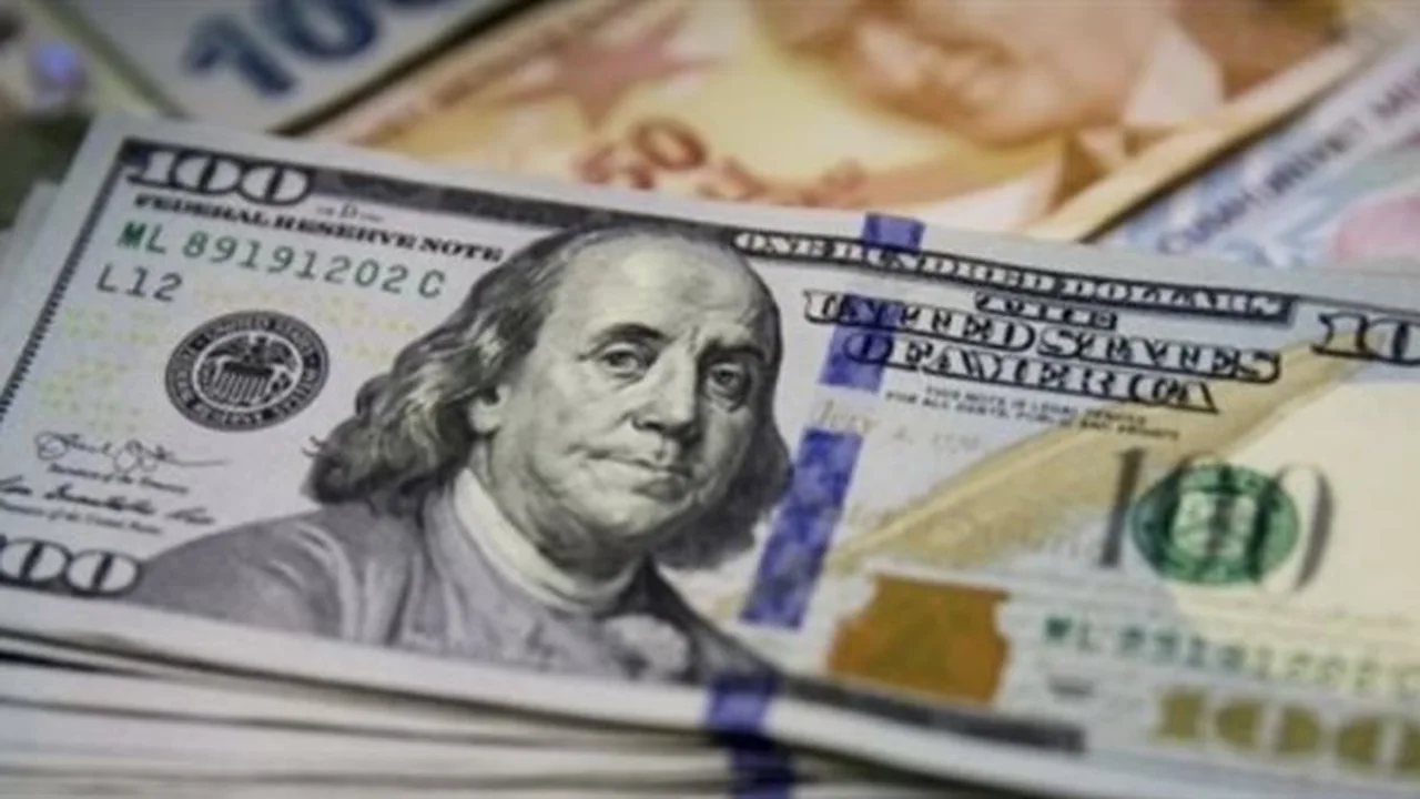 تراجع سعر الدولار أمام الجنيه المصري في تعاملات الجمعة 10 أبريل 2026